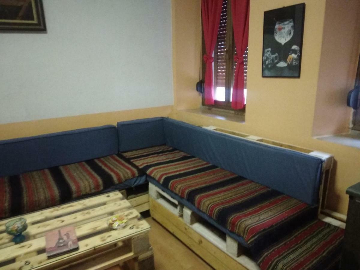 My Hostel In Μπεράτ Εξωτερικό φωτογραφία
